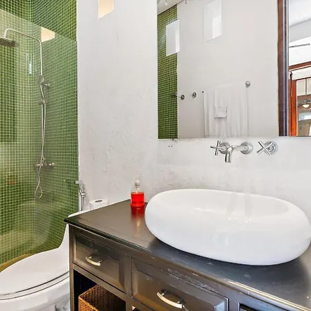 Villa Casa De Lujo En La Ciudad Amurallada - 5 *